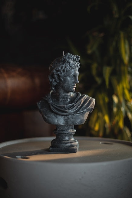 APOLO — Sculpted Bust Candle