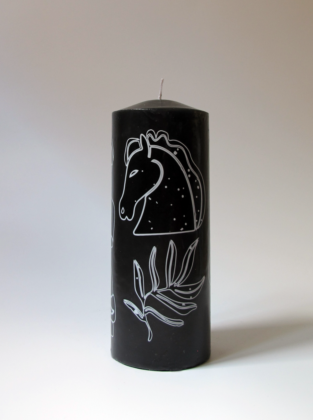 PILAR 360 — Unscented Pillar Candle